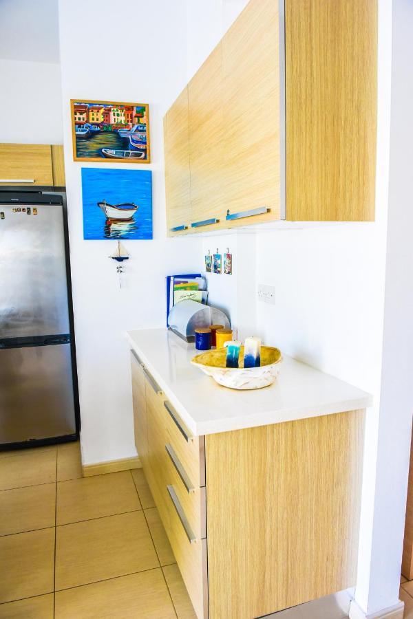 Riverland Beach Villa 普罗塔拉斯 外观 照片